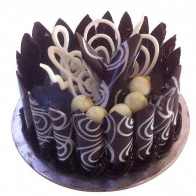 "Round Shape Double chocolate Cake - 1kg, Flower Arrangement - Click here to View more details about this Product
